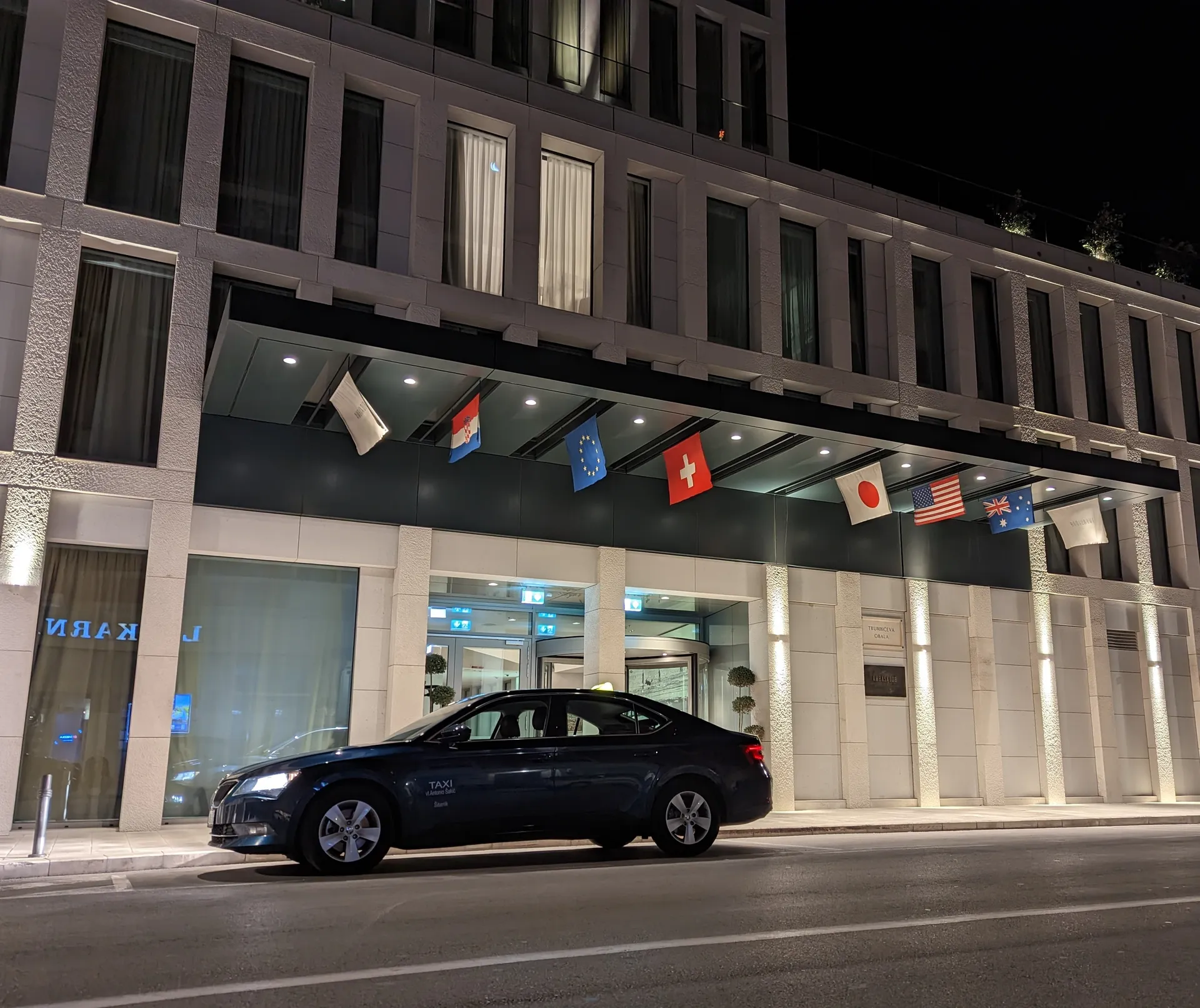 Taxi transfer on the Dalmatian coast